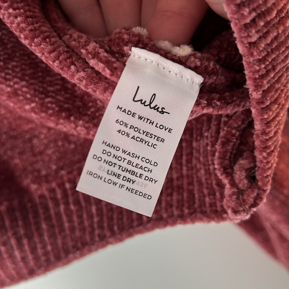 Sweater - Picture 4 of 4